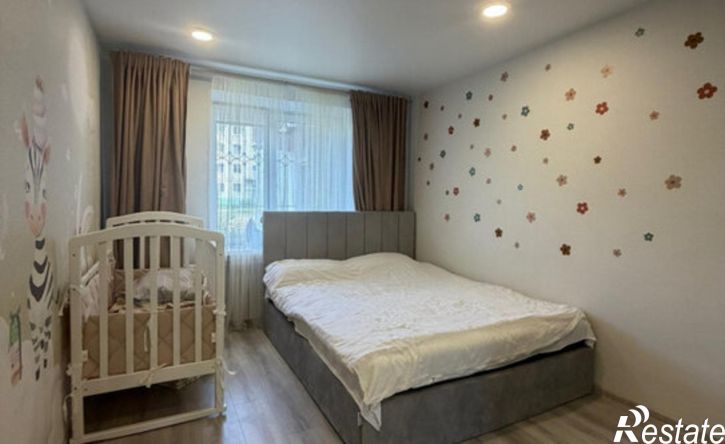 3-комн квартира пр-кт Победы, 20,  д. 20