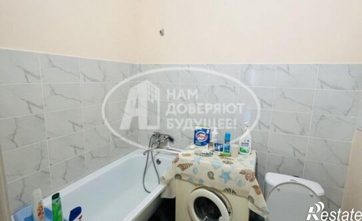 2-комн квартира улица Космонавтов, 3