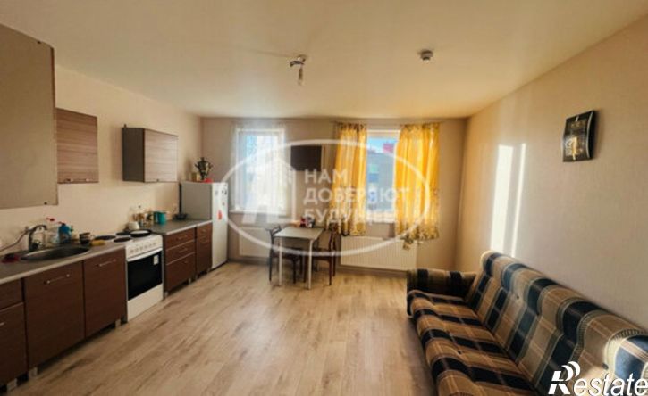 2-комн квартира улица Космонавтов, 3
