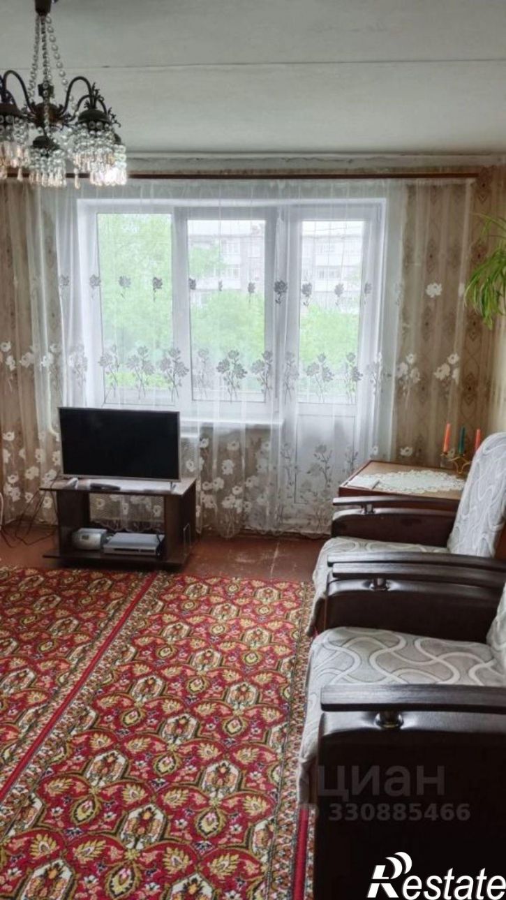 2-комн квартира ул Космонавтов, 7,  д. 7