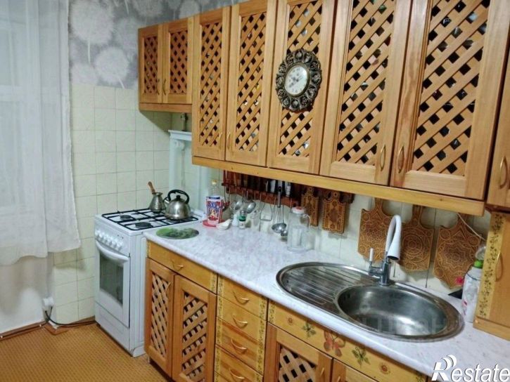4-комн квартира ул Пугачева, 181,  д. 181