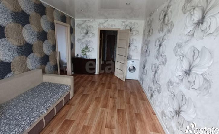 3-комн квартира Коммунистическая улица, 27,  д. 27
