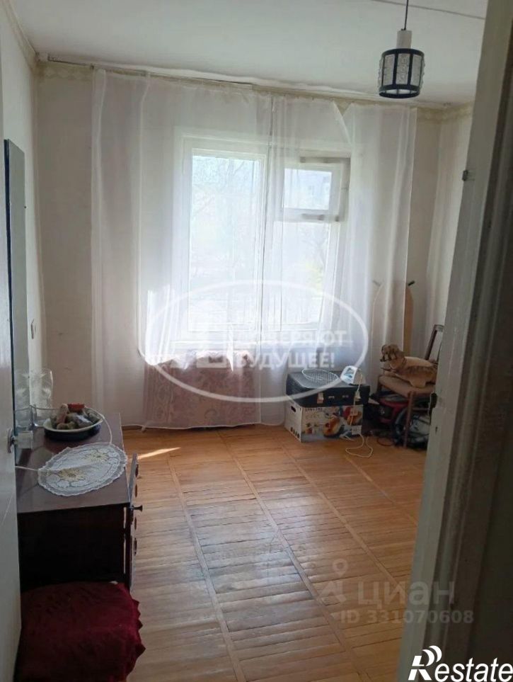 3-комн квартира пер Строителей, 1,  д. 1