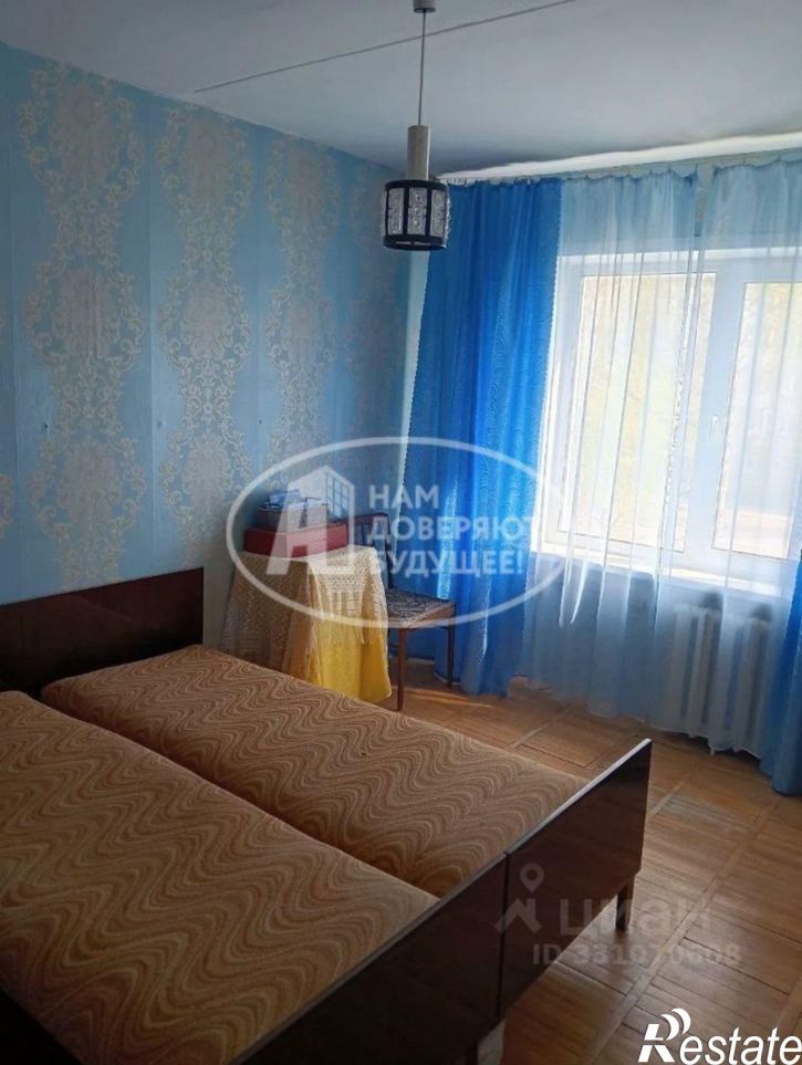 3-комн квартира пер Строителей, 1,  д. 1