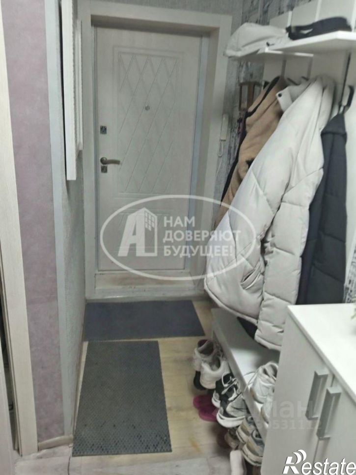 3-комн квартира улица Космонавтов, 11,  д. 11
