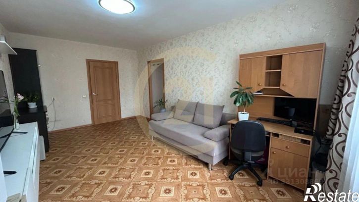3-комн квартира улица Комарова, 6,  д. 6