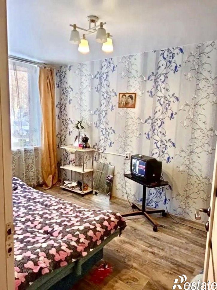 3-комн квартира улица Кабалевского, 40,  д. 40