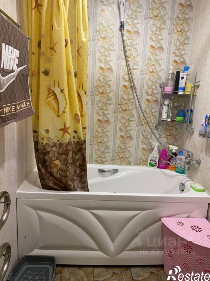 3-комн квартира ул Дегтярева, 8,  д. 8