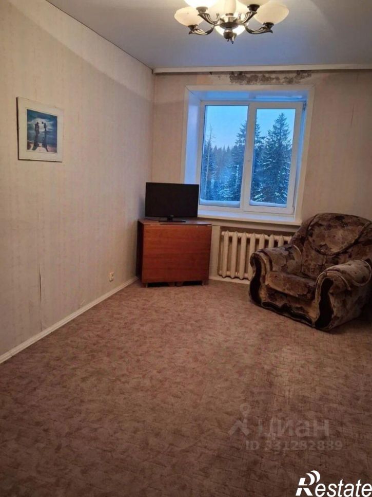 2-комн квартира улица Суворова, 7Б,  д. 7Б
