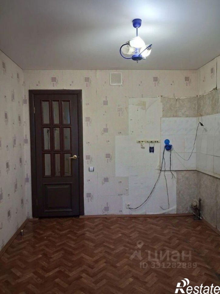 2-комн квартира улица Суворова, 7Б,  д. 7Б