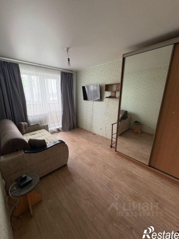 1-комн квартира Весенняя улица, 28,  д. 28