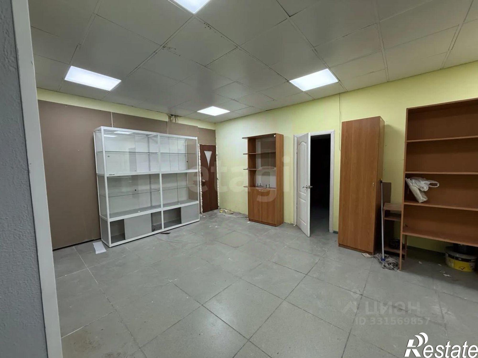 Купить торговое помещение за 4 488 930 рублей на проспект Победы, 113