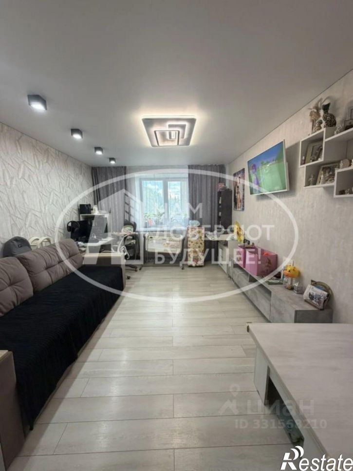 3-комн квартира ул Коммунистическая, 8,  д. 8