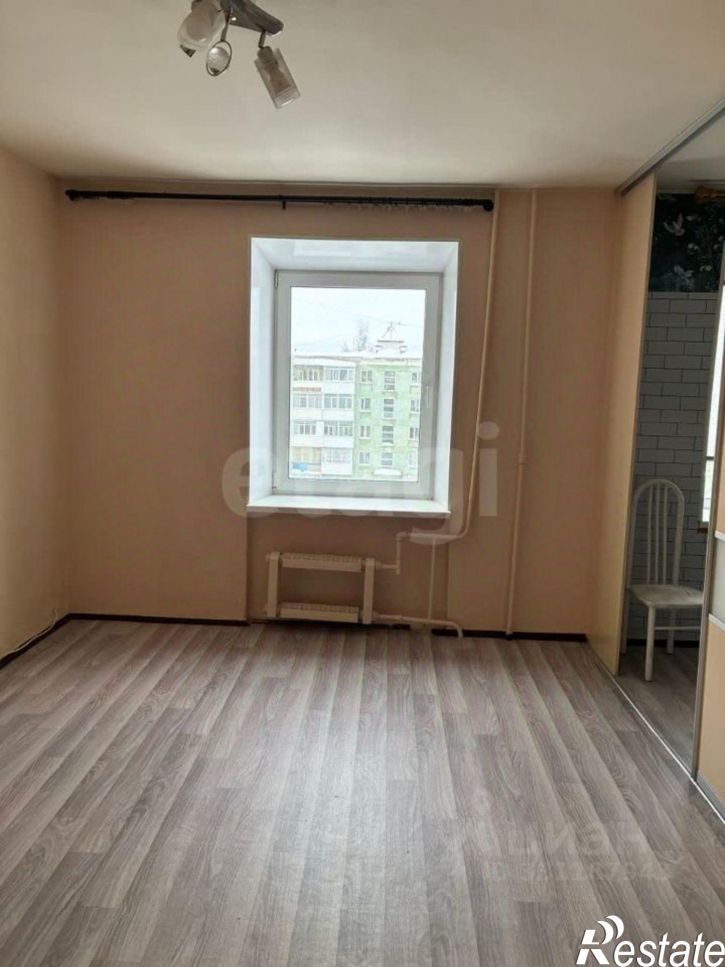 3-комн квартира проспект Победы, 21,  д. 21