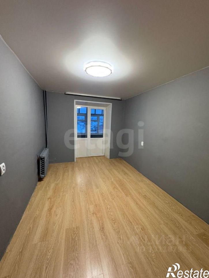 3-комн квартира проспект Победы, 21,  д. 21