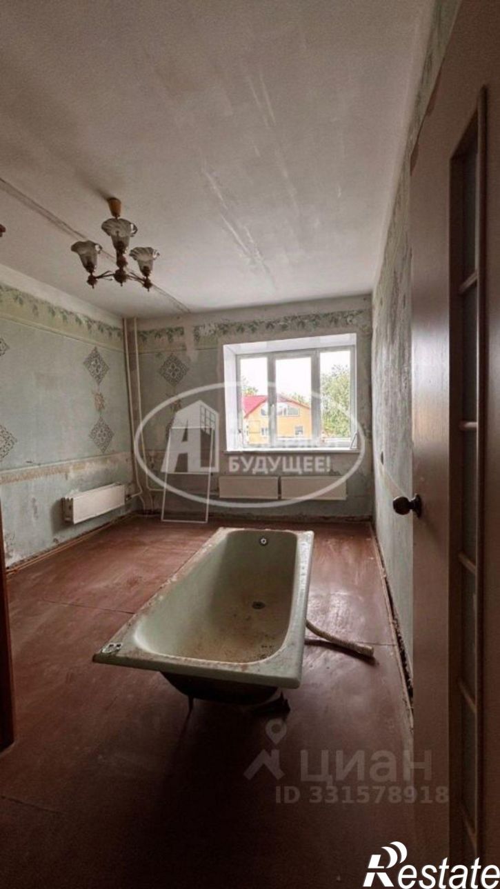 2-комн квартира ул 50 лет ВЛКСМ, 31,  д. 31