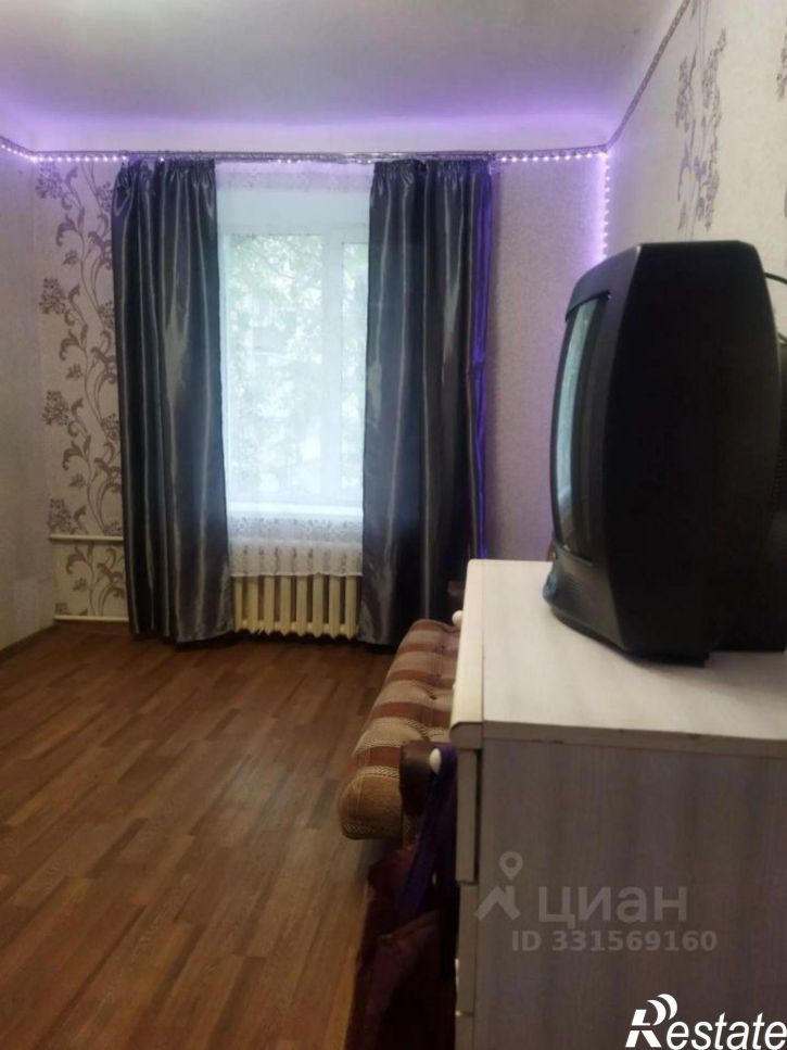 Комната Пермь, улица Космонавта Леонова, 15