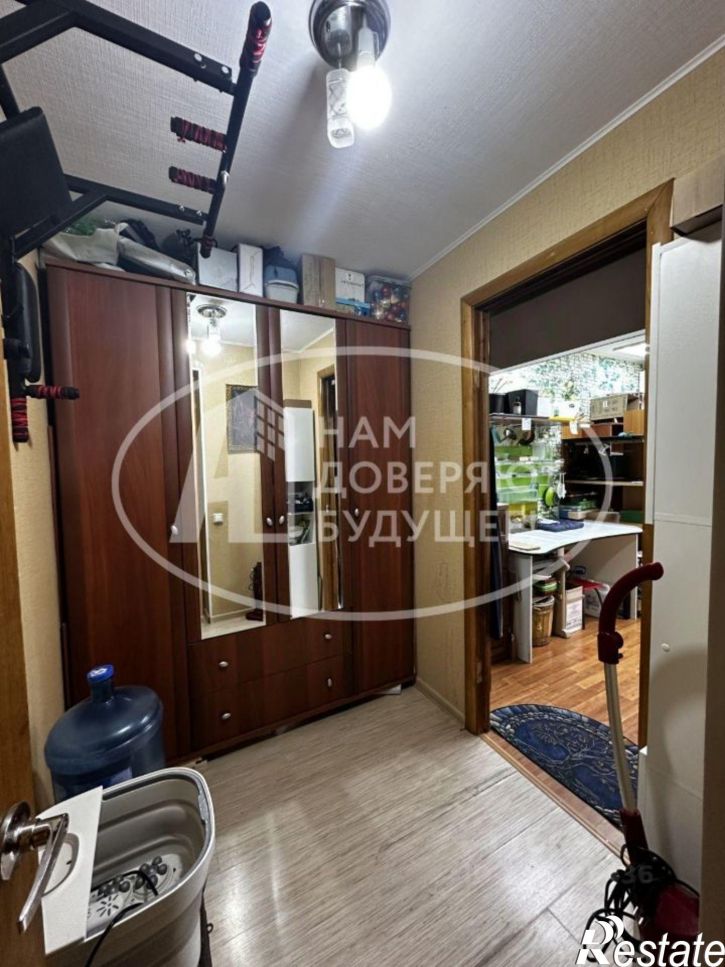 4-комн квартира ул Космонавтов, 6,  д. 6
