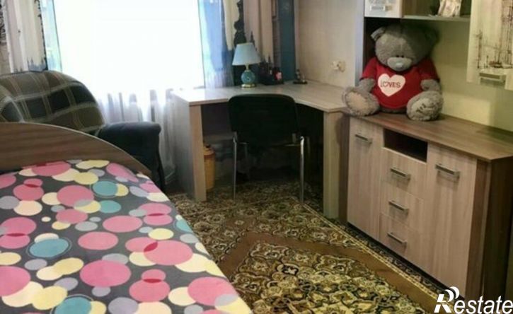 3-комн квартира ул Космонавтов, 7,  д. 7