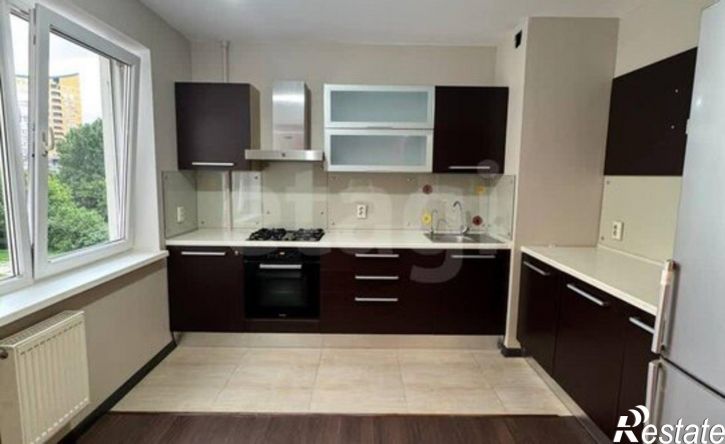 3-комн квартира Пермь, улица Степана Разина, 38