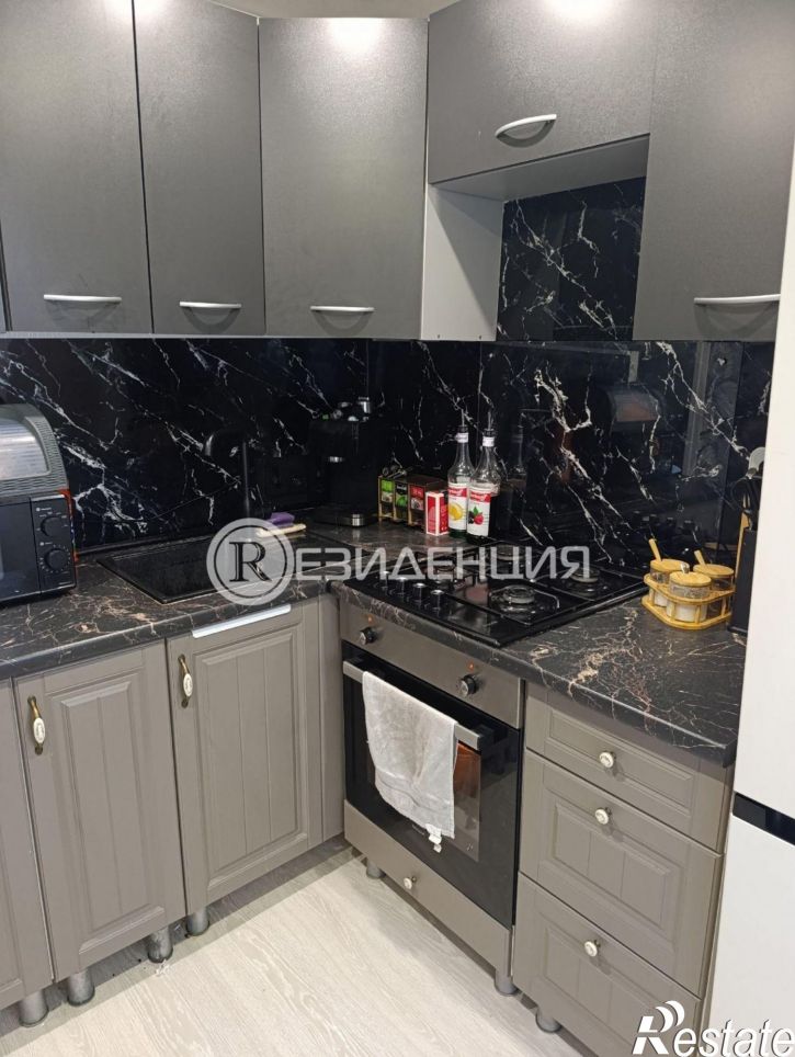 2-комн квартира Островского ул, 85