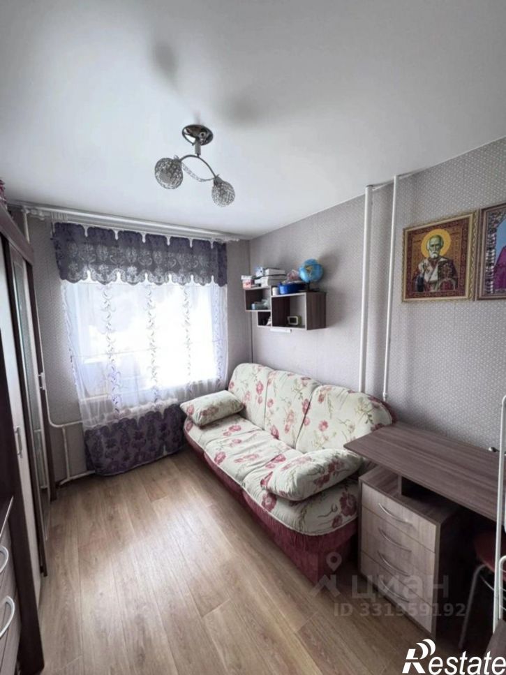 4-комн квартира Чусовой, улица Космонавтов, 6
