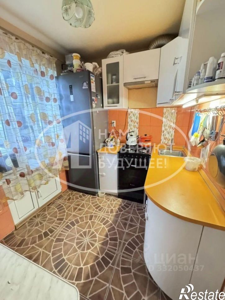4-комн квартира ул Космонавтов, 6,  д. 6