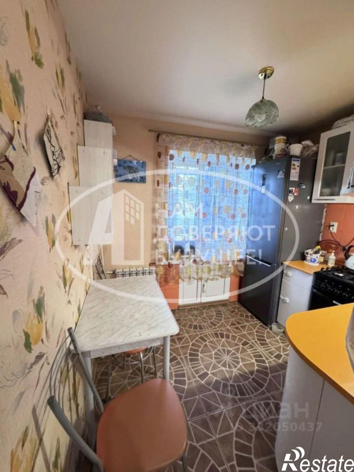 4-комн квартира ул Космонавтов, 6,  д. 6