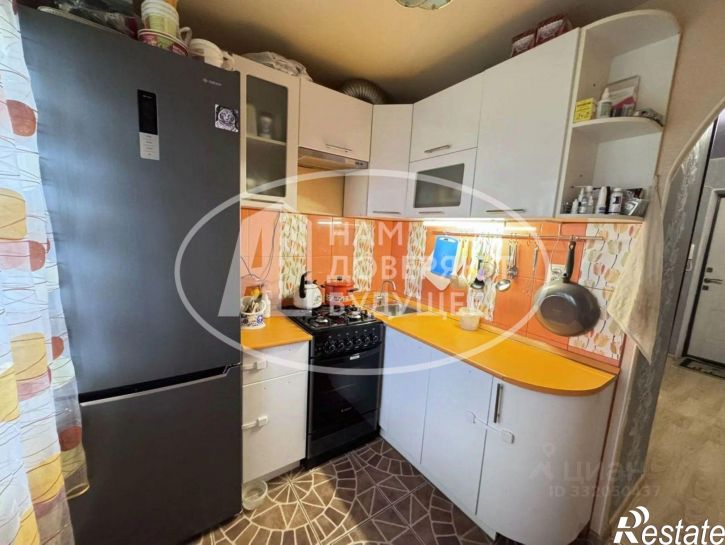 4-комн квартира ул Космонавтов, 6,  д. 6