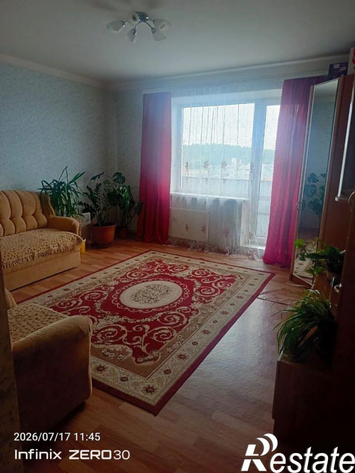 2-комн квартира Шоссе Космонавтов , 330в