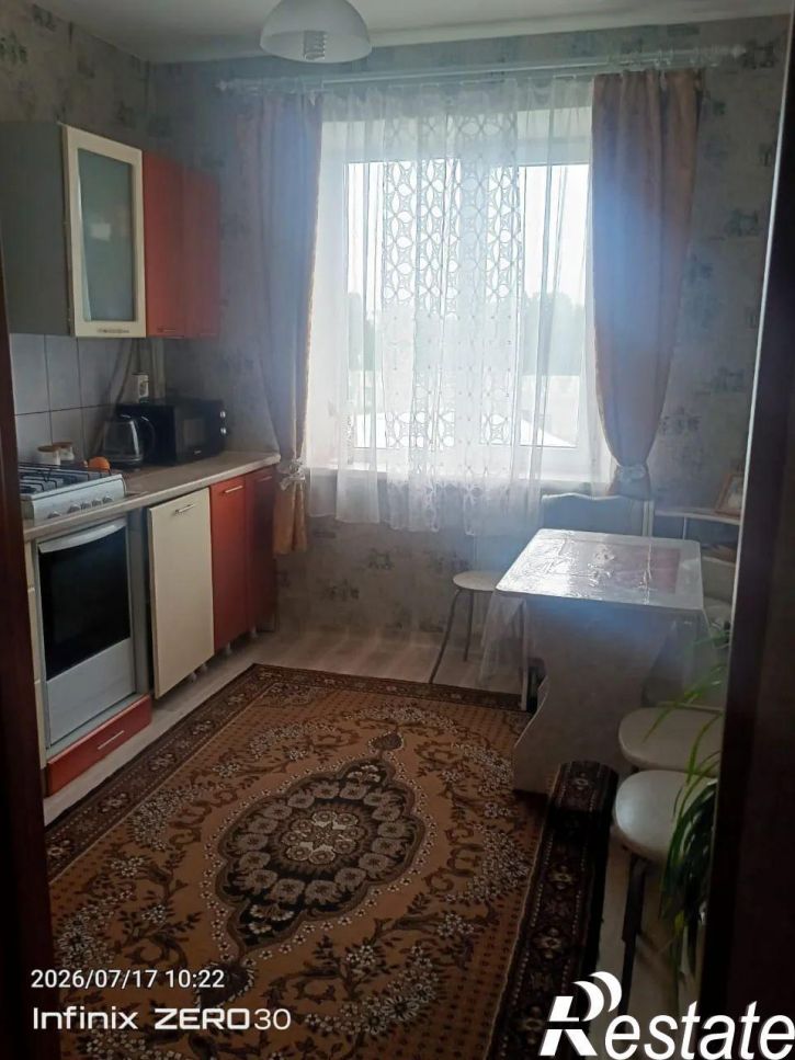 2-комн квартира Шоссе Космонавтов , 330в