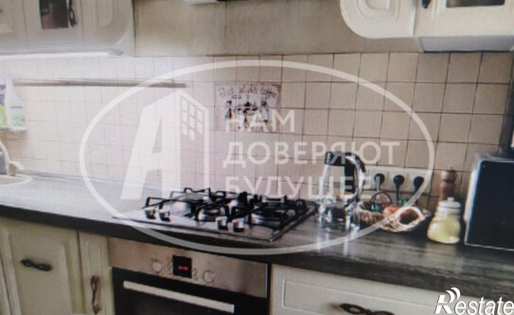 4-комн квартира пер Строителей, 5,  д. 5