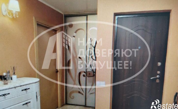 4-комн квартира пер Строителей, 5,  д. 5