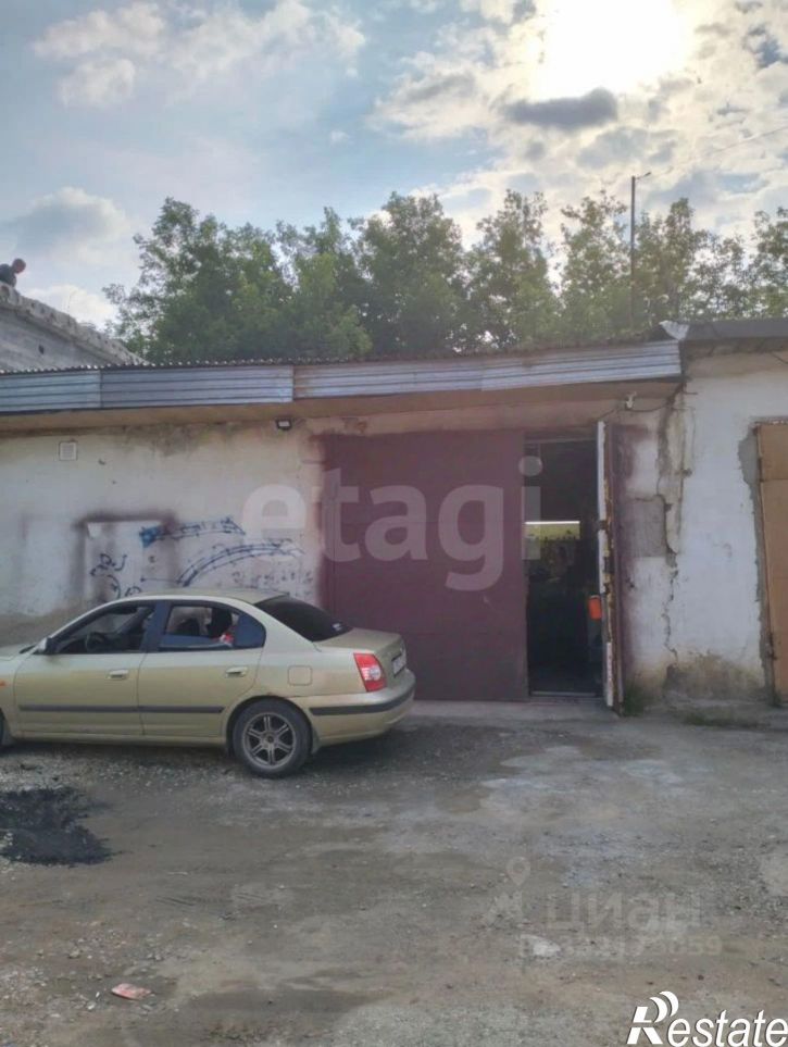 Гараж/парковка ул Суворова, 19,  д. 19