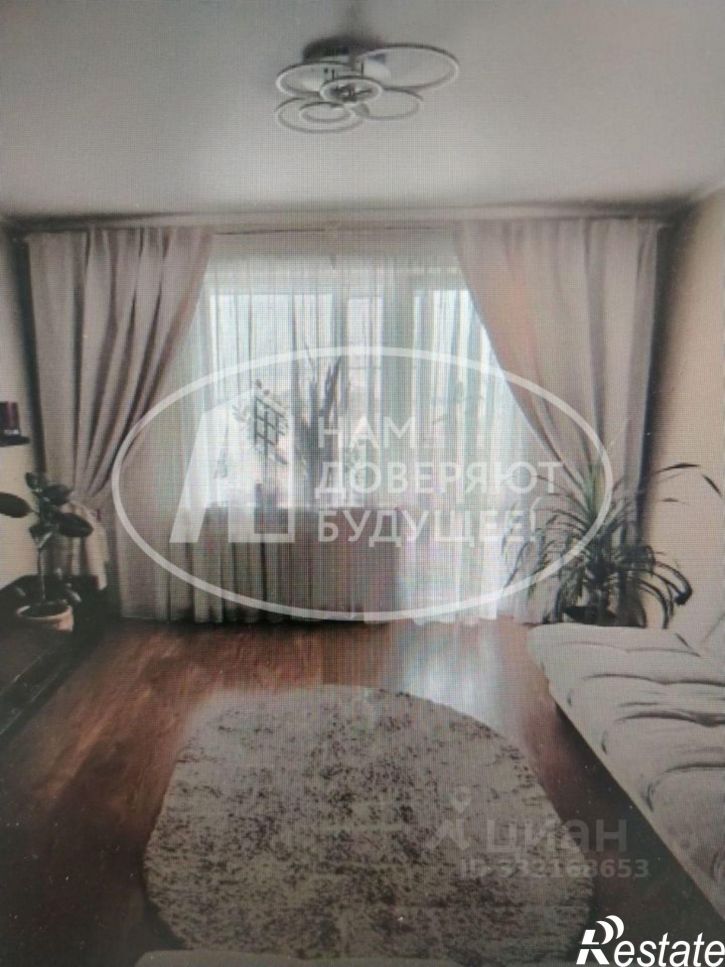 4-комн квартира пер Строителей, 5,  д. 5