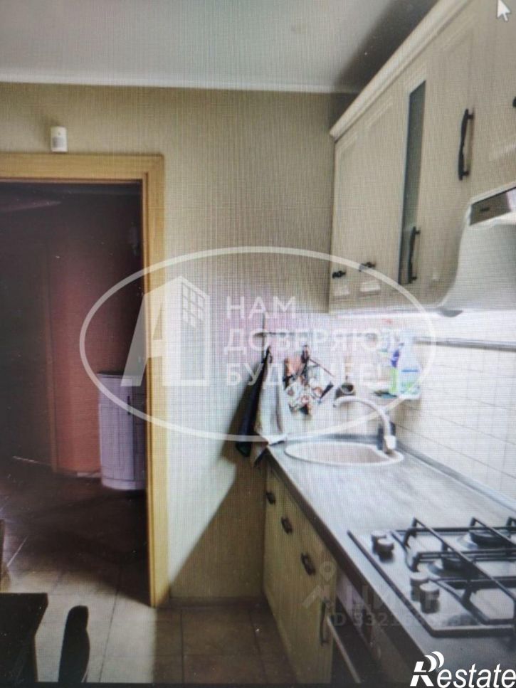 4-комн квартира пер Строителей, 5,  д. 5