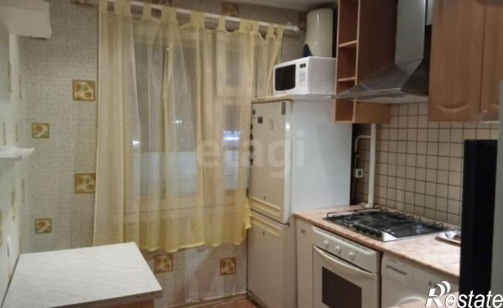 3-комн квартира Пермь, улица Крисанова, 3