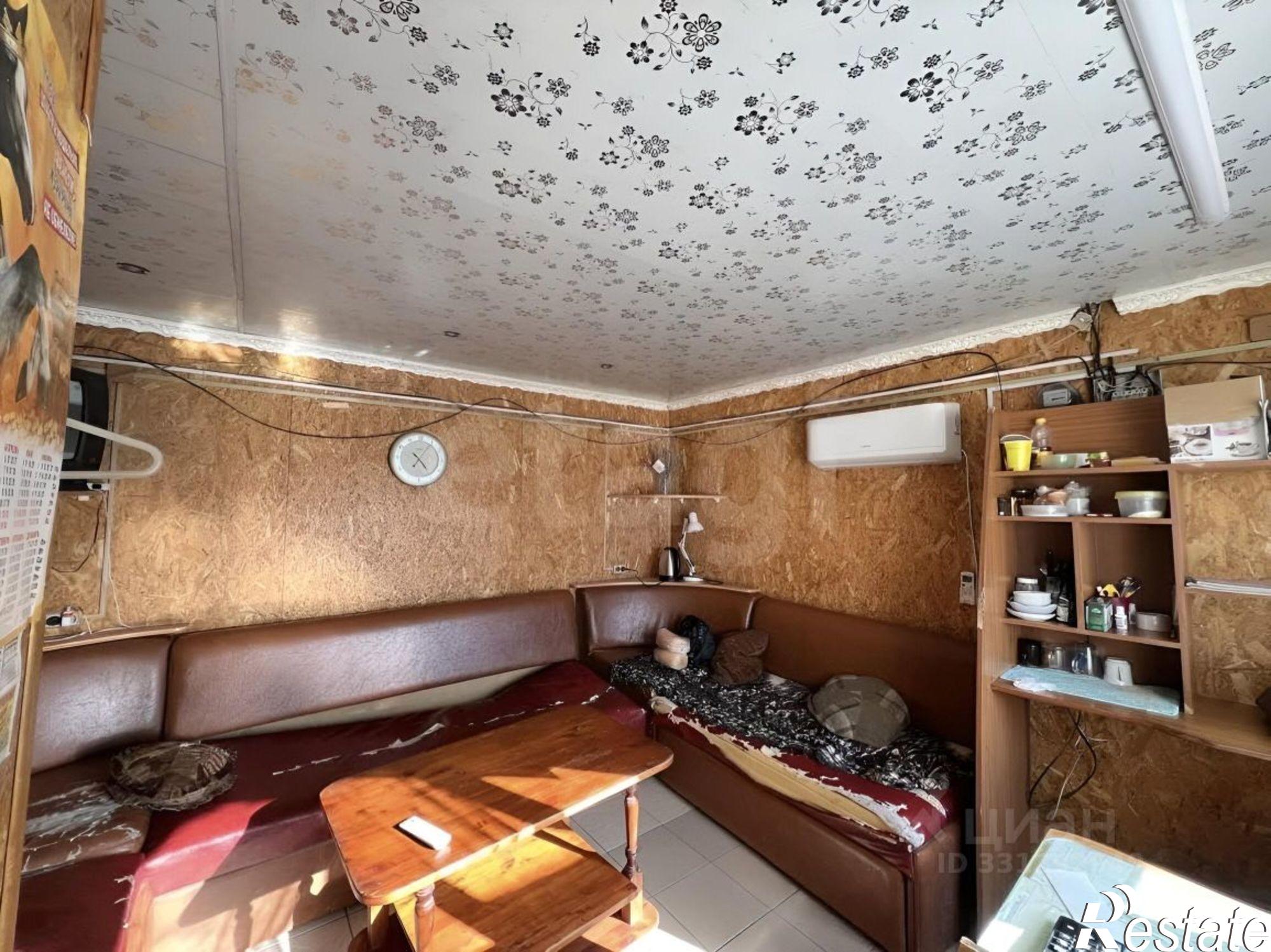 Купить ОСЗ, отдельно стоящее здание за 11 500 200 рублей на ул Гагарина, 1
