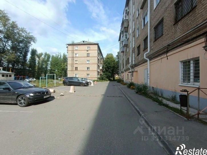 Торговое помещение Пермь, улица Мира, 112