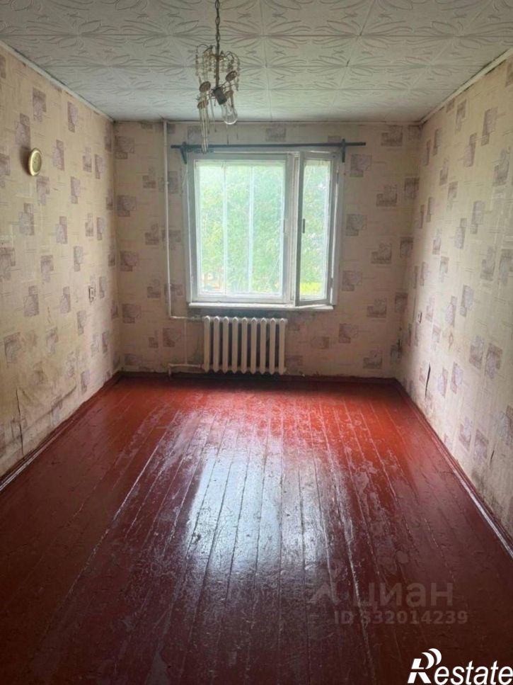 3-комн квартира ул Космонавтов, 4,  д. 4