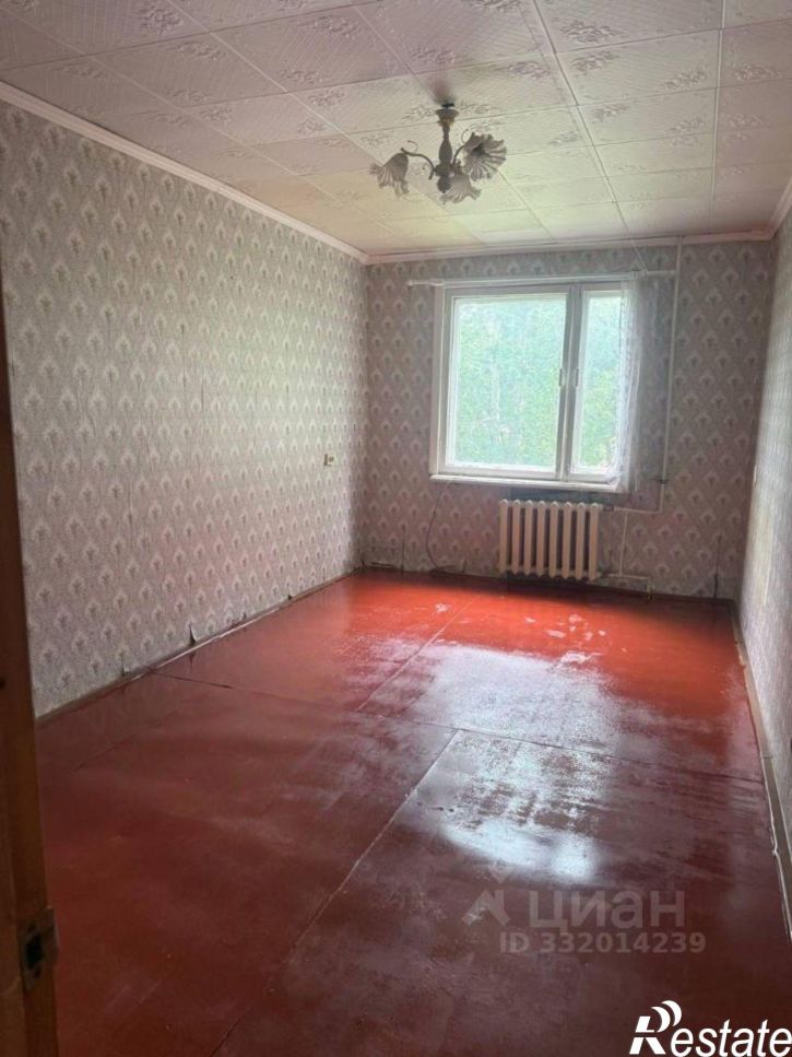 3-комн квартира ул Космонавтов, 4,  д. 4