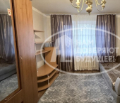 2-комн, 42кв м, этаж 1/5 ул Докучаева, 18