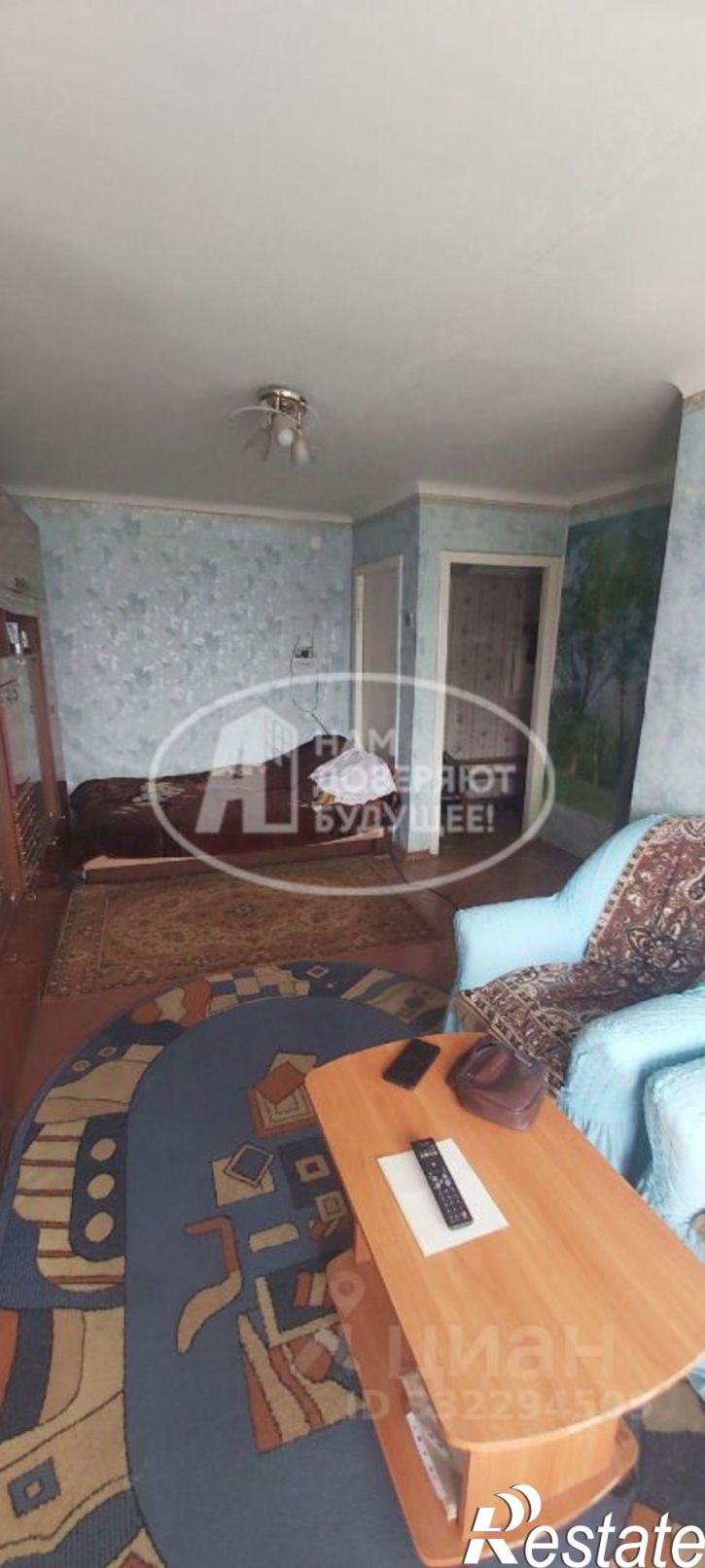 2-комн квартира ул Космонавтов, 3,  д. 3