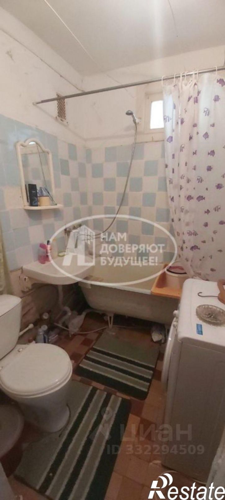 2-комн квартира ул Космонавтов, 3,  д. 3