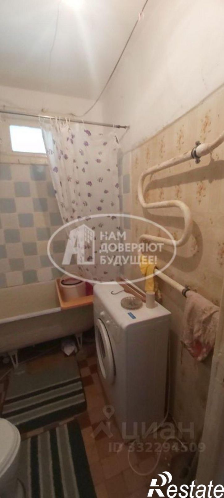 2-комн квартира ул Космонавтов, 3,  д. 3
