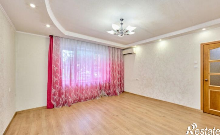 3-комн квартира Пермь, улица Коминтерна, 20