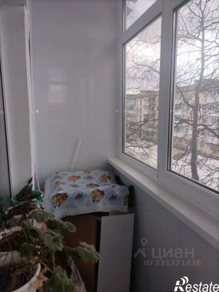 3-комн квартира ул Космонавтов, 3,  д. 3