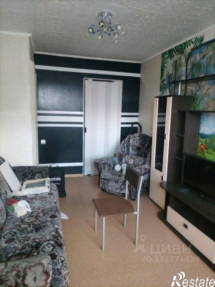 3-комн квартира ул Космонавтов, 3,  д. 3