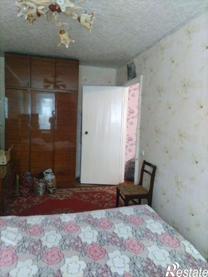 3-комн квартира ул Космонавтов, 3,  д. 3