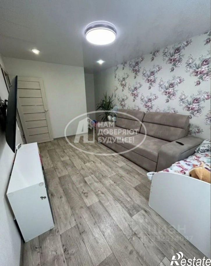 2-комн квартира ул Кузьмина, 11,  д. 11